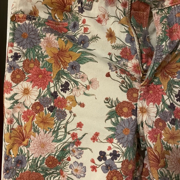 Wrangler Floral High Rise Boot Pants - Picture 4 of 6